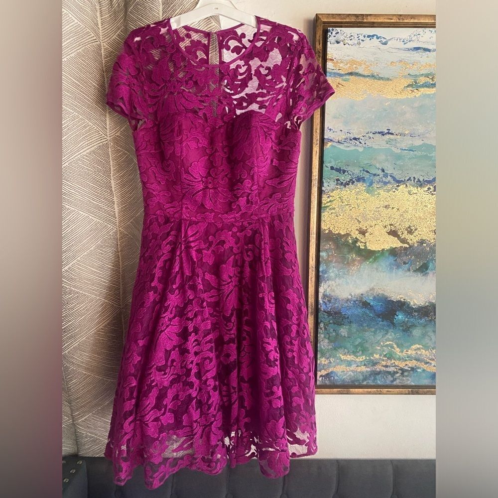 TED BAKER LONDON DRESS SZ 2 (6) MAGENTA CAREE DEEP LACE FLORAL